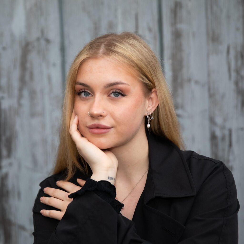 Porträt der Autorin Aimy Luana Steiner